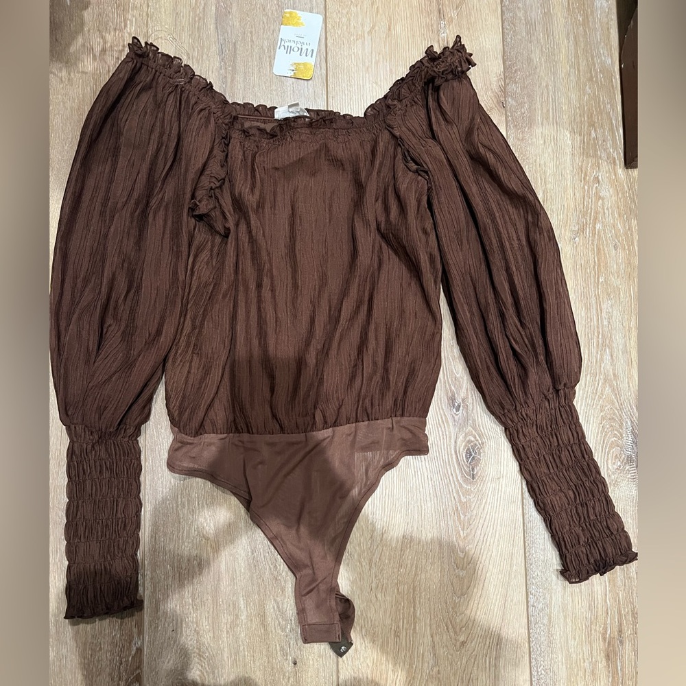 Brand Entro, Chocolate Brown color, Off Shoulder Long Sleeve Bodysuit, NWT